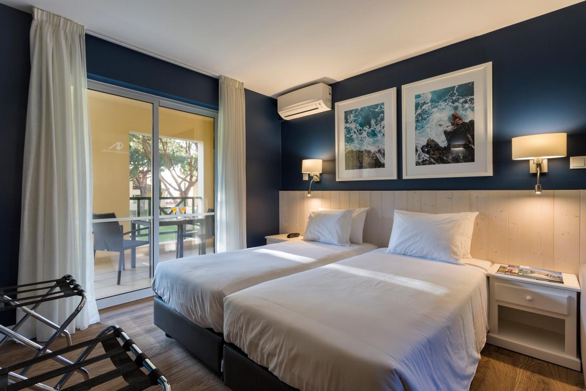 Large Twin Central Room up to 11 years old